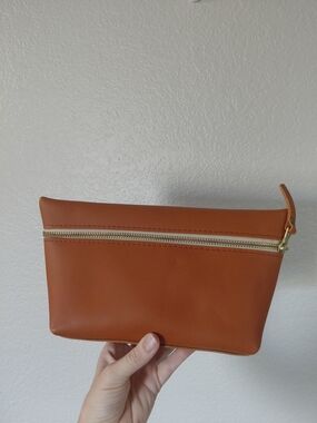 Tuscany Portland Leather Makeup Bag Size Regular